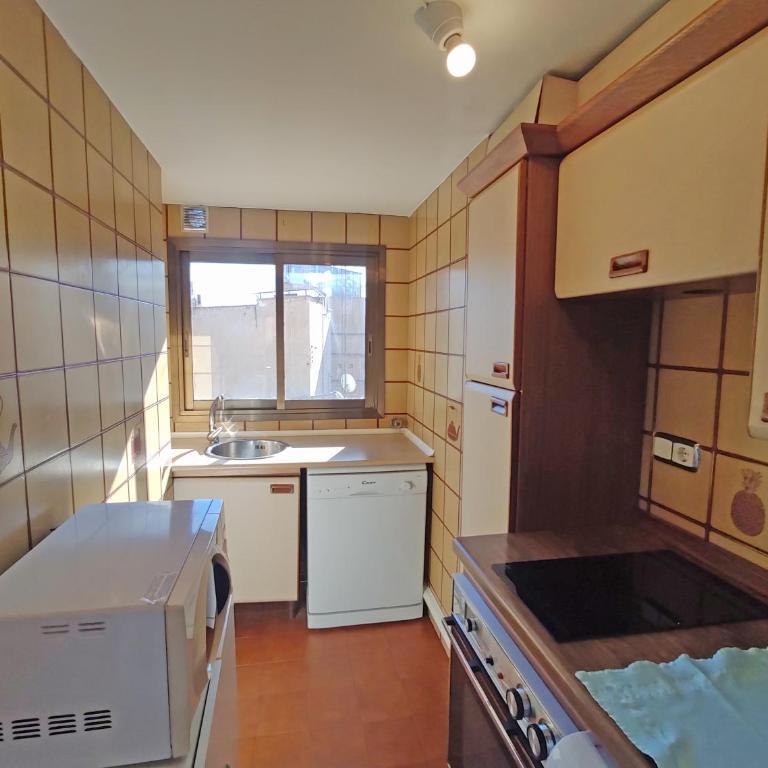 Sunny apartment with fantastic terrace views! - Apartamento de 2 dormitorios - 10