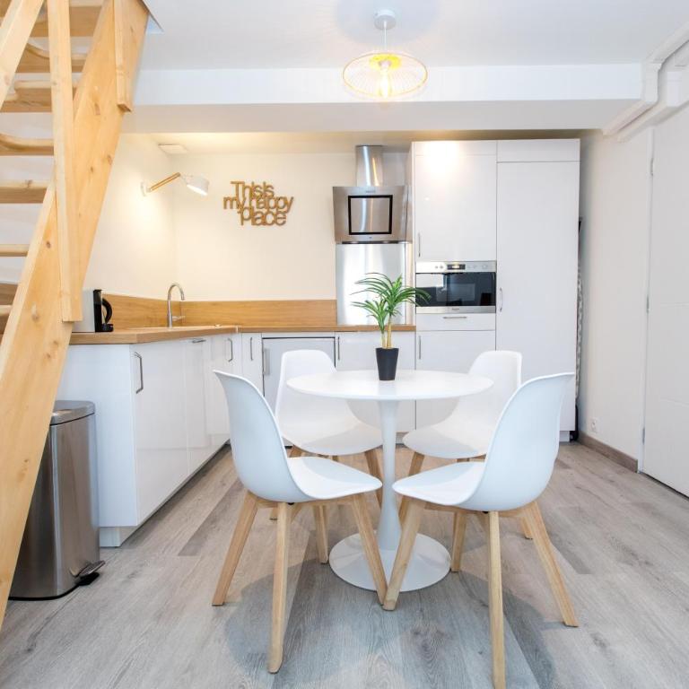 Duplex : Plage 300m, Clim, Netflix - Appartement Supérieur - 3