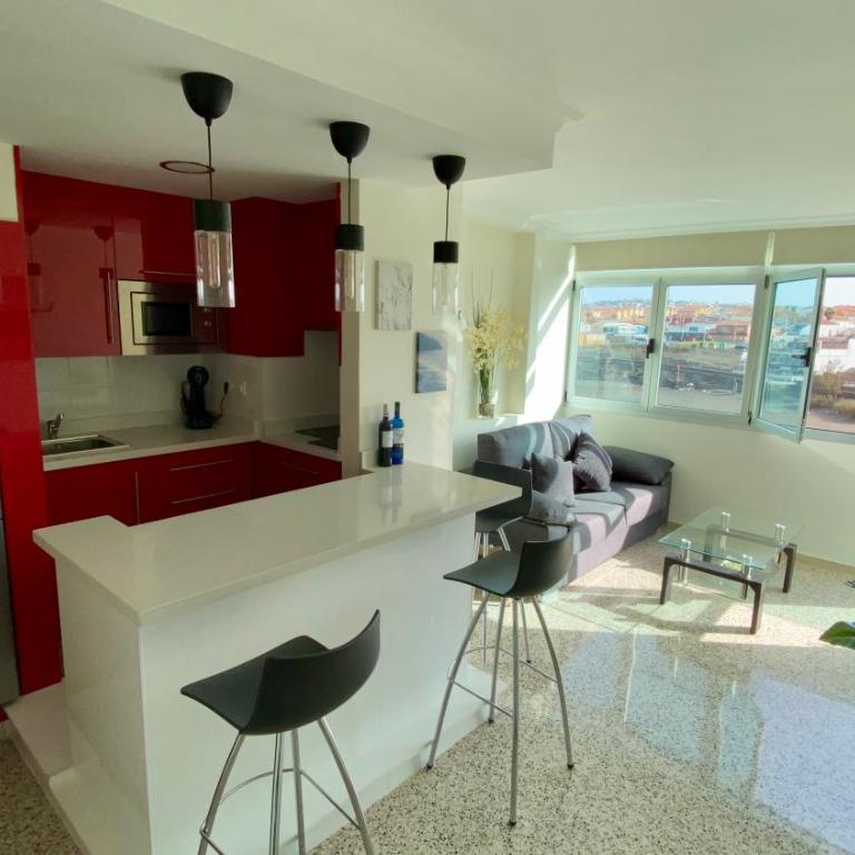Hermoso Edificio Frente al Mar, a pie de Playa y hermosas vistas - Apartamento con vistas al mar - 5