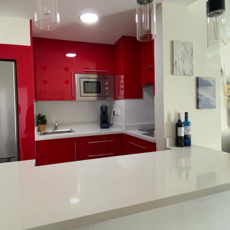 Hermoso Edificio Frente al Mar, a pie de Playa y hermosas vistas - Apartamento con vistas al mar - 6