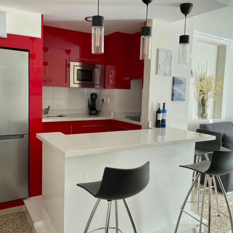 Hermoso Edificio Frente al Mar, a pie de Playa y hermosas vistas - Apartamento con vistas al mar - 3