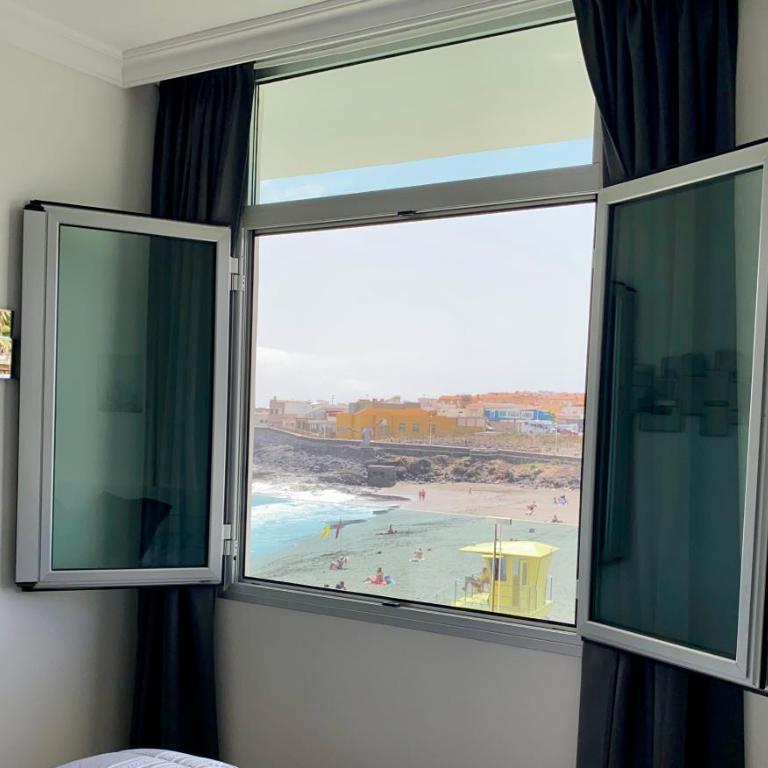 Hermoso Edificio Frente al Mar, a pie de Playa y hermosas vistas - Apartamento con vistas al mar - 13