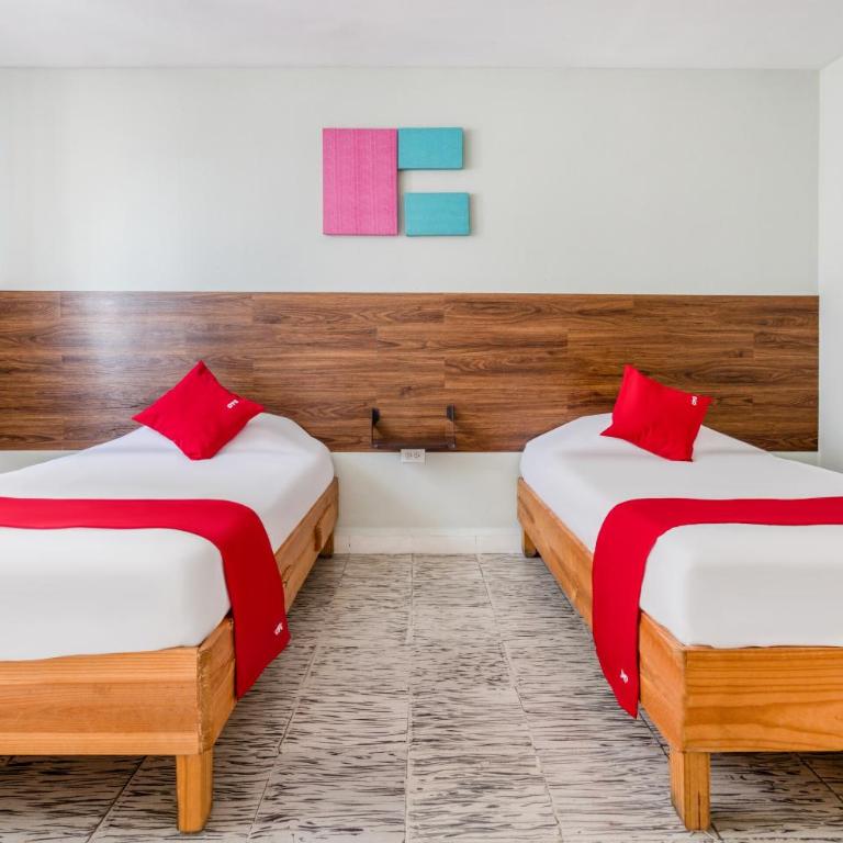 Hotel Suites Puebla - Habitación Cuádruple Estándar - 25