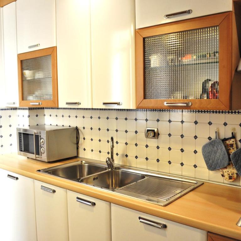 Pergola Apartment - Two-Bedroom Apartment with Balcony - 30