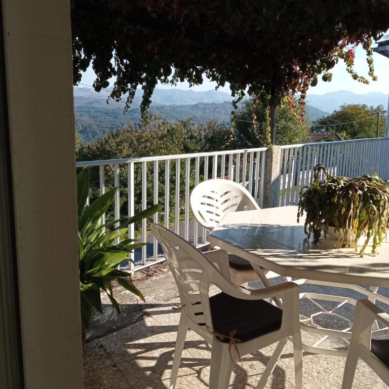 Casa MiraXurés con vistas a la Sierra del Xurés - Casa - 30