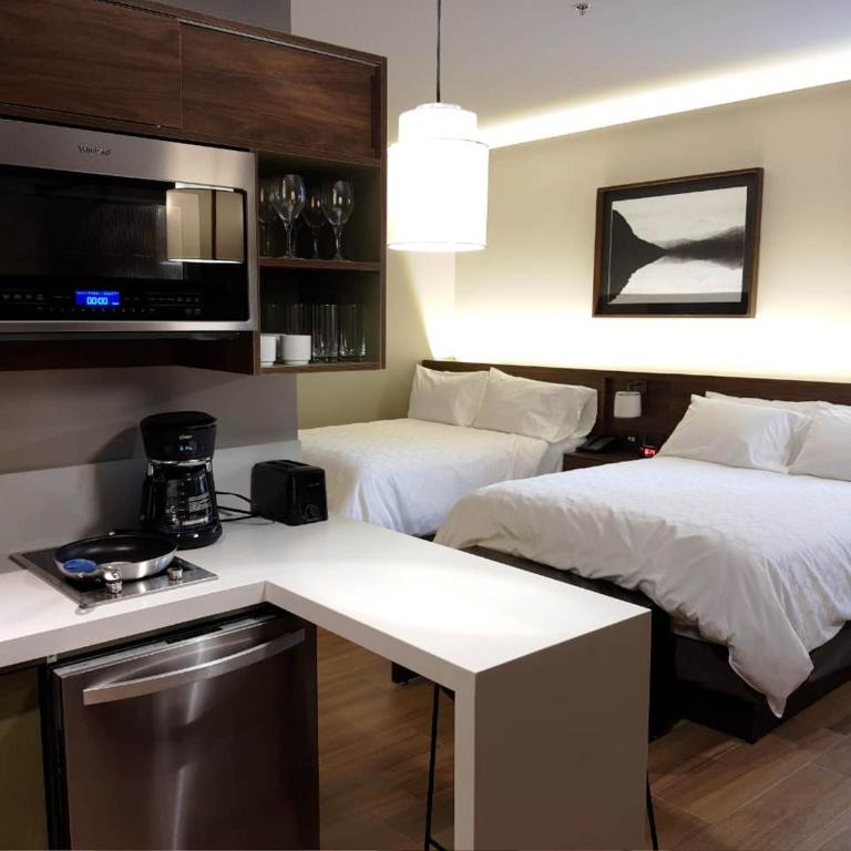 Staybridge Suites - Guadalajara Novena by IHG - Suite Estudio con 2 camas grandes - 7
