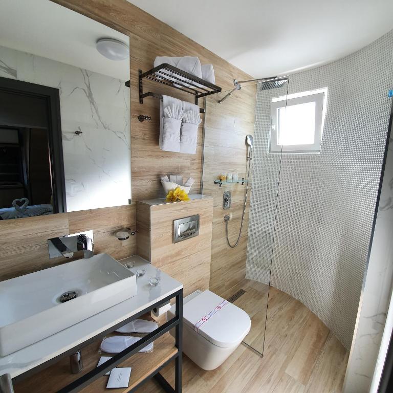 Dream House Hotel & Spa - Deluks Dvokrevetna Soba sa Bračnim Krevetom - 7