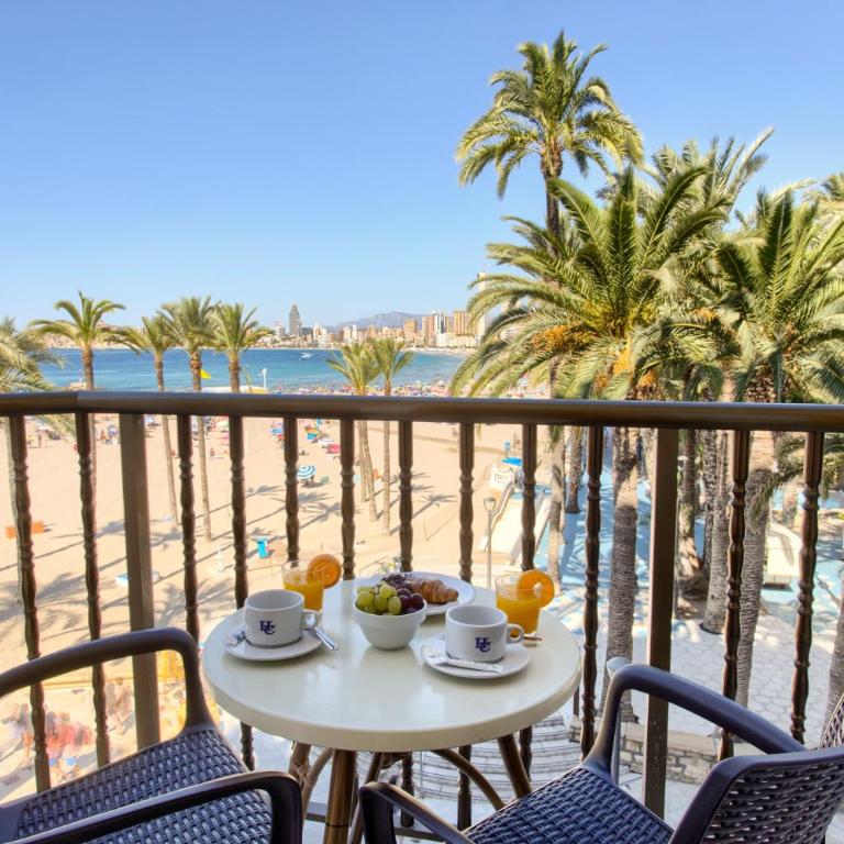 Hotel Colón - Double or Twin Room with Sea View - 9