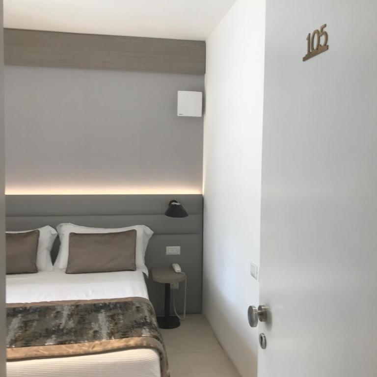 Hotel Villa Hermosa - Double Room with Terrace - 9