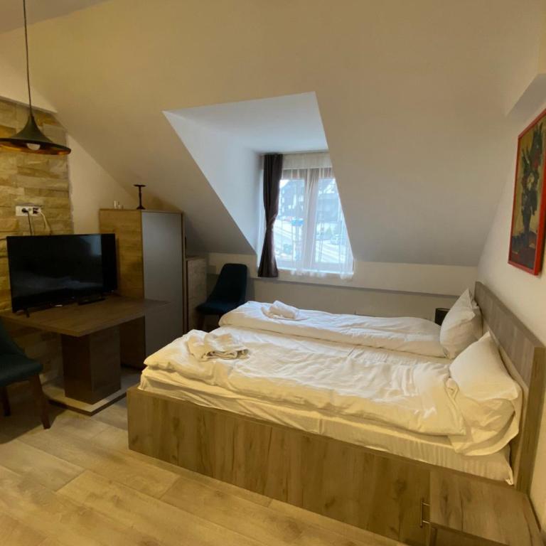 Kopaonik Apartmani Milmari - Katic - Deluxe King Studio - 5
