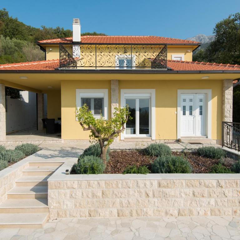 Villa Belle Air - Three-Bedroom Villa - 17