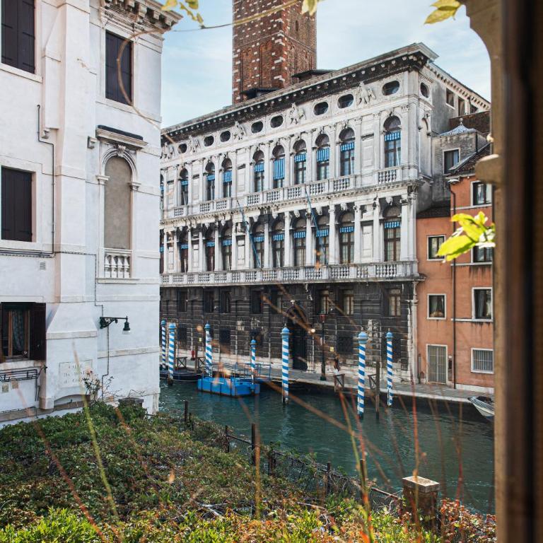 Palazzina Veneziana - Camera Superior Matrimoniale/Doppia con Letti Singoli con Vista Canale - 17