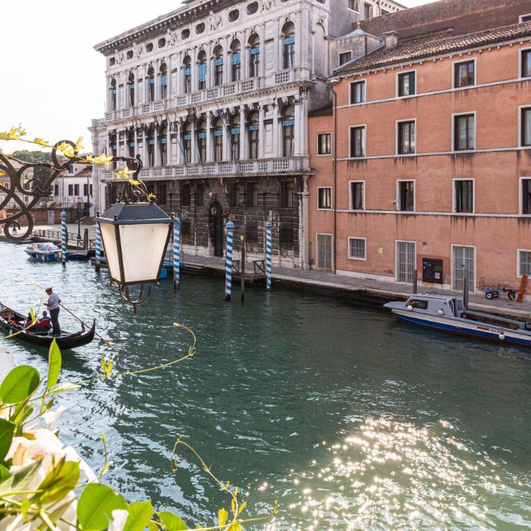 Palazzina Veneziana - Camera Superior Matrimoniale/Doppia con Letti Singoli con Vista Canale - 4