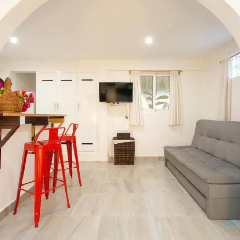 Ocean Zen Suites on 5th Avenue - Adults Only - Honeymoon King Studio with Sofa Bed - 15