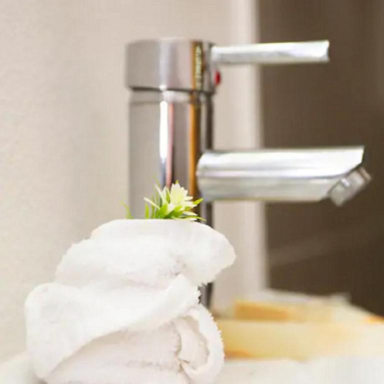 Ocean Zen Suites on 5th Avenue - Adults Only - Honeymoon King Studio with Sofa Bed - 7