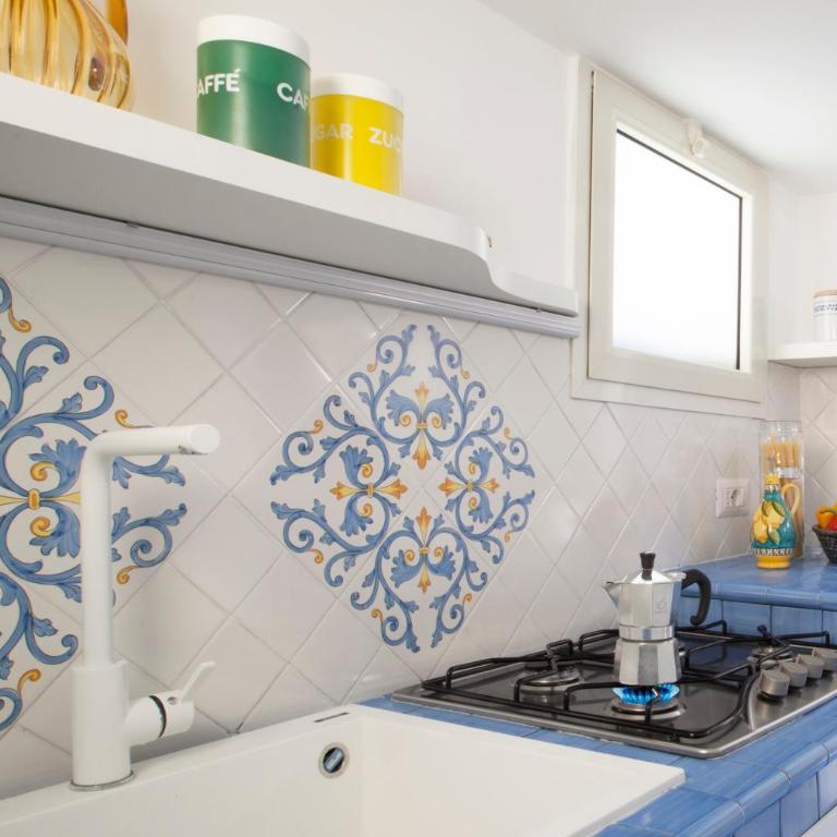 Vivaldo Suite Fuoro Partenope - Boutique Apartment in the heart of Sorrento - One-Bedroom Apartment - 20