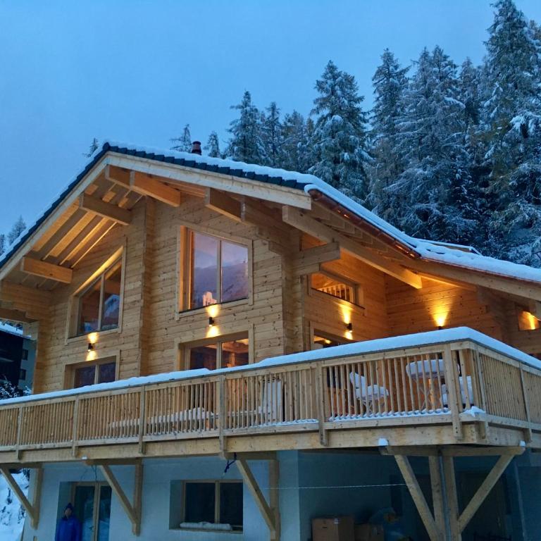 Chalet PapaGna Apartment - Apartment mit Blick auf die Berge - 5