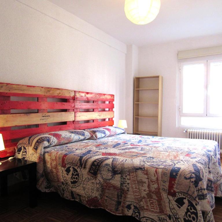 www Parques de la Catedral travel com Parking privado Gratis - Apartamento con terraza - 4