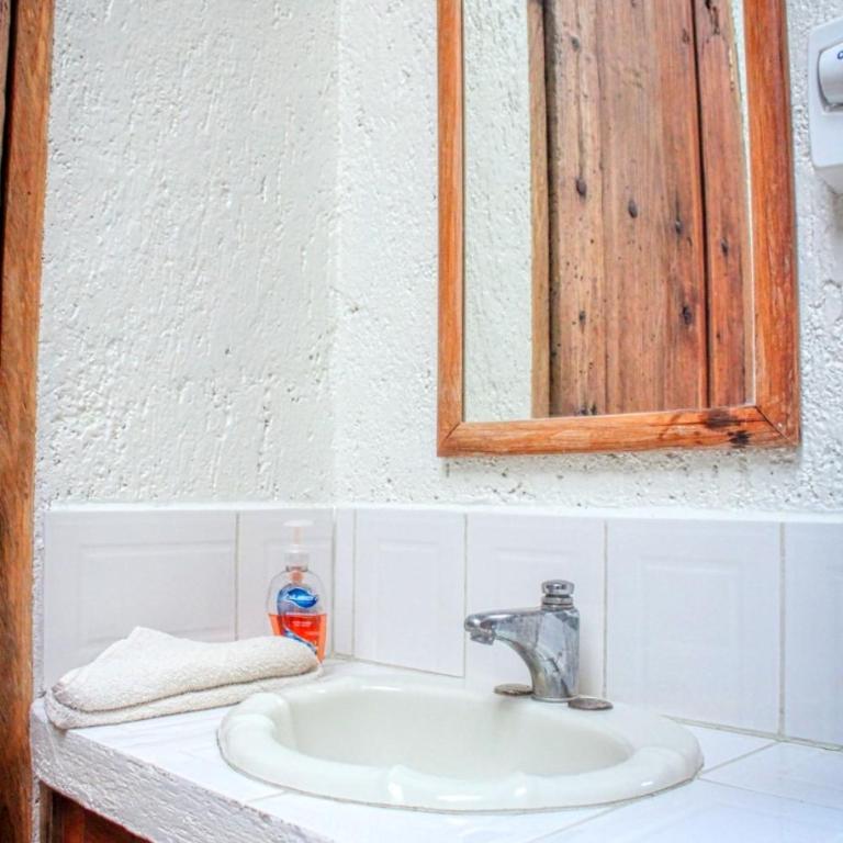 Rossco Hostel & Hotel - Double Room - 5
