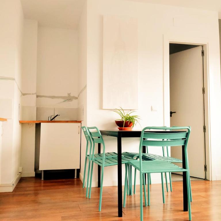 TOLETUM low cost LOFTS dúplex diáfanos o 2dormitorios PARKING Municipal Gratis al aire libre a 100m - Apartamento Dúplex - 9