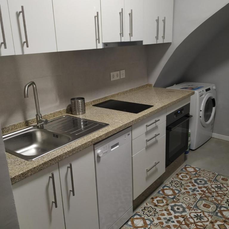 GADEIRAS SUITES - Apartamentos Turísticos de 2 llaves - Apartamento - Planta baja - 13