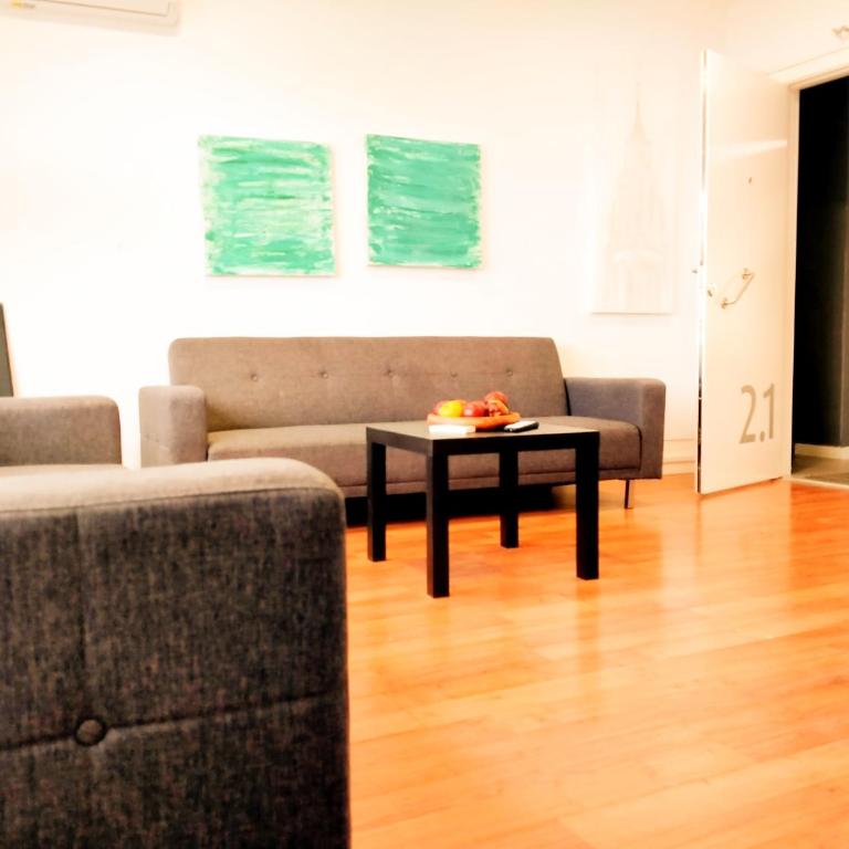 TOLETUM low cost LOFTS dúplex diáfanos o 2dormitorios PARKING Municipal Gratis al aire libre a 100m - Apartamento Dúplex - 8