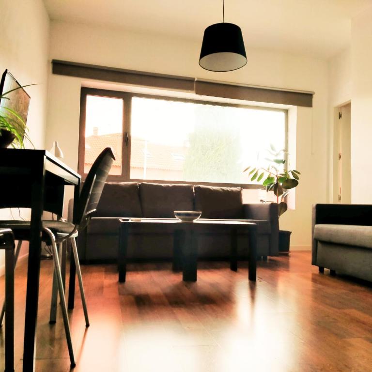 TOLETUM low cost LOFTS dúplex diáfanos o 2dormitorios PARKING Municipal Gratis al aire libre a 100m - Apartamento de 2 dormitorios - 3