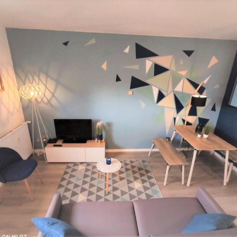 L'ÉGLANTINE - Proche Centre - Free Parking - Airbus - Appartamento con 1 Camera da Letto - 2