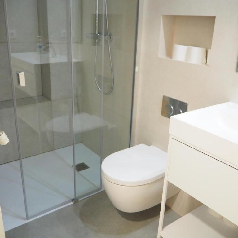 Apartament modern a Girona centre, parking gratis - Apartamento de 2 dormitorios - 9
