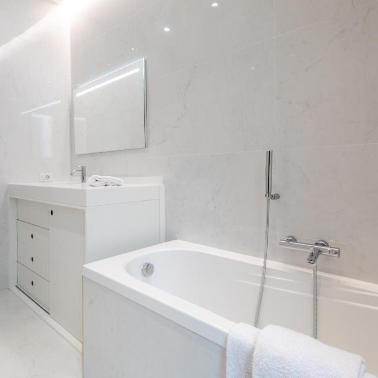 Ponte Vecchio White by Mmega - Appartamento con 2 Camere da Letto - 12