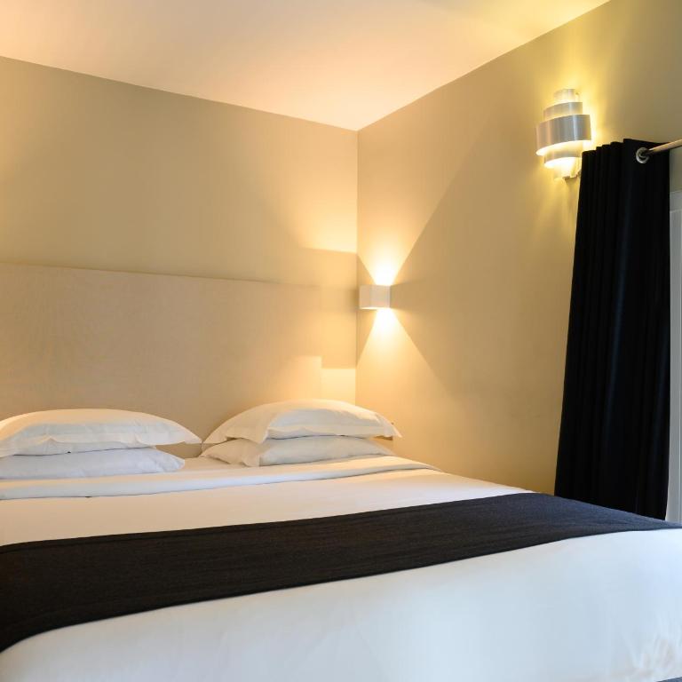 Hôtel Helzear Etoile by Esteem - Deluxe Room - 7