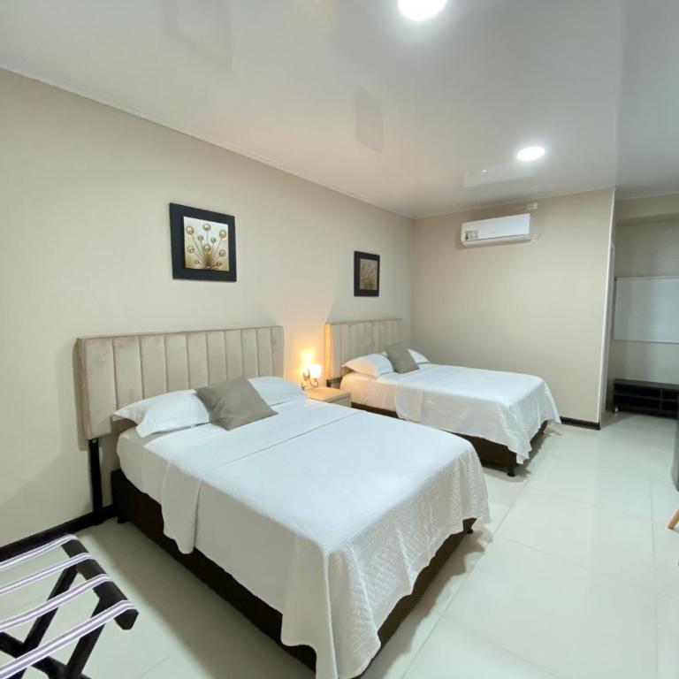 Hotel Classic VIP - Habitación Doble - 2 camas dobles - 3