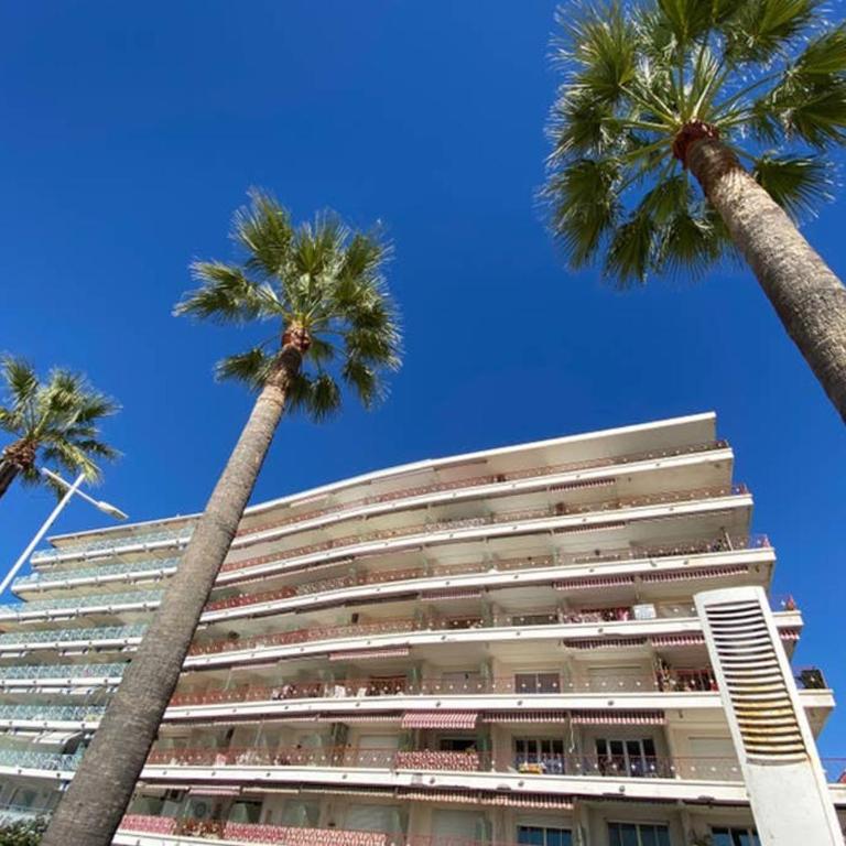 Beau studio front de mer Juan les pins vue mer exceptionnelle - Appartement - Vue sur Mer - 19