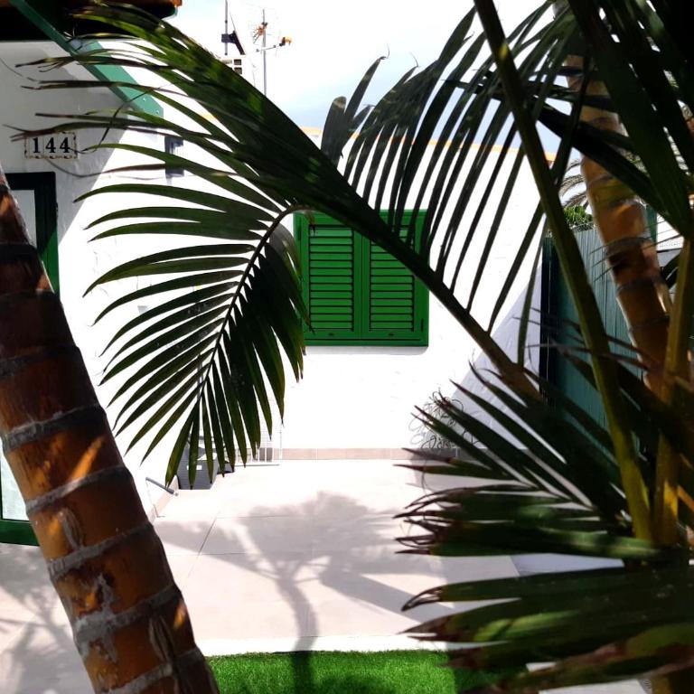 10 min walk to the best beach, free parking - Casa - 8
