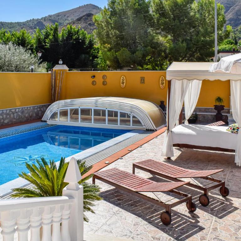 Beautiful Home In Orihuela - Casa de 4 dormitorios - 10