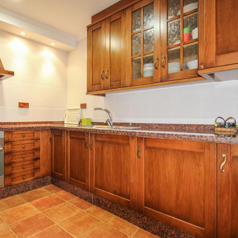 Beautiful Home In Orihuela - Casa de 4 dormitorios - 22