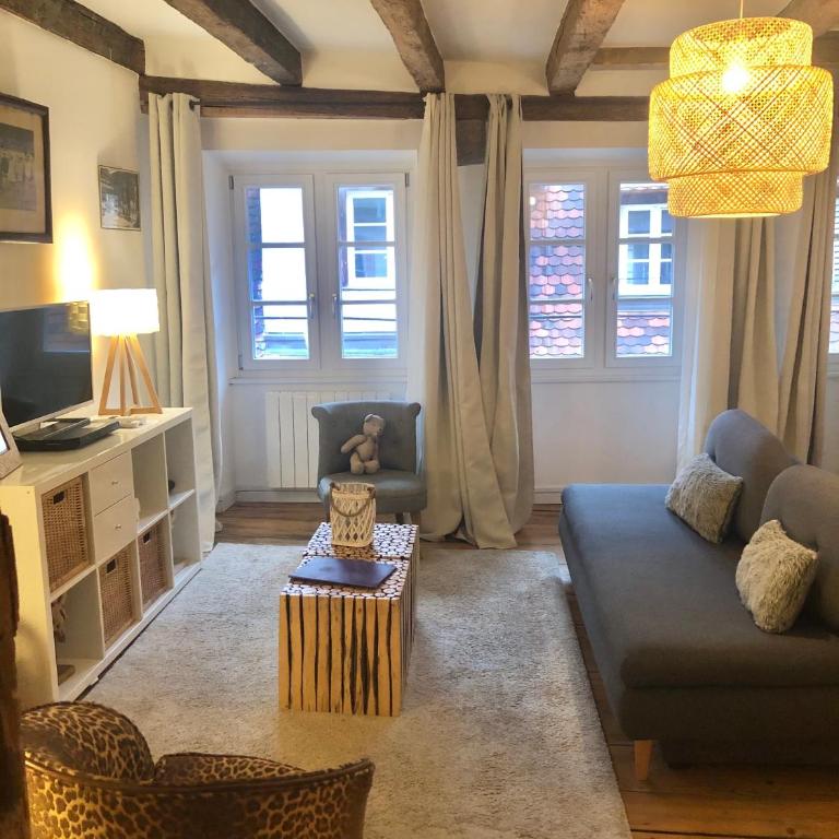 Carpe Diem Home - Two-Bedroom Apartment La Petite France - Third Floor - 8