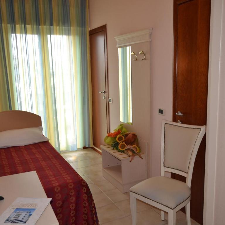 Hotel Zeus - Camera Singola - 1