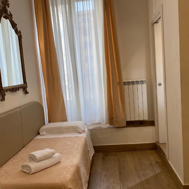 Art Atelier Accomodation Guest House - Camera Tripla Deluxe - 7