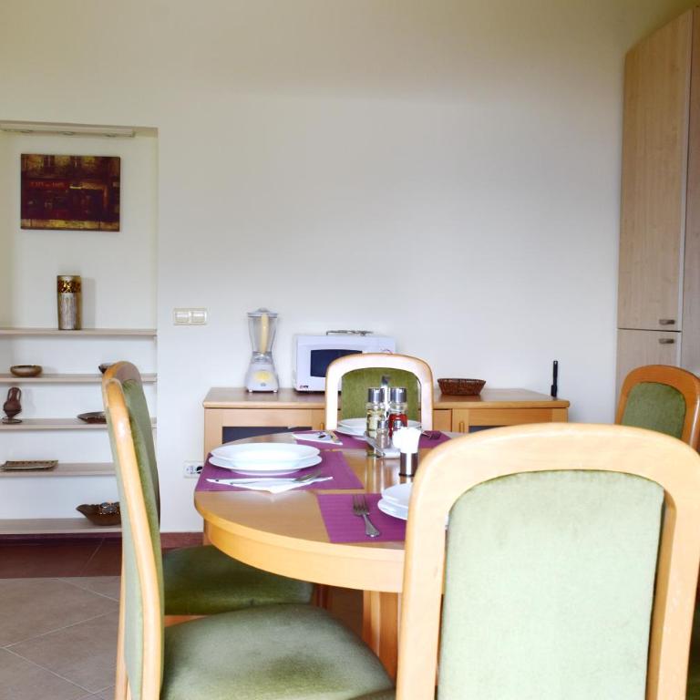 Apartmani BOBO - Three-Bedroom Apartment - 20