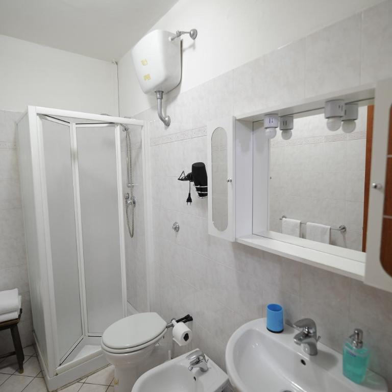 B&B Porta San Frediano - Camera Matrimoniale con Bagno Privato - 50