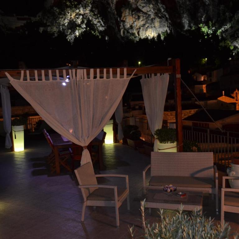 Scirocco - Large Double Room - 6