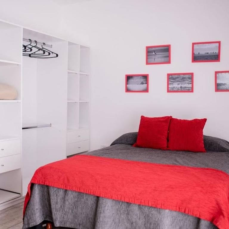 Aurelia - Habitación con cama grande y vistas al jardín - 11