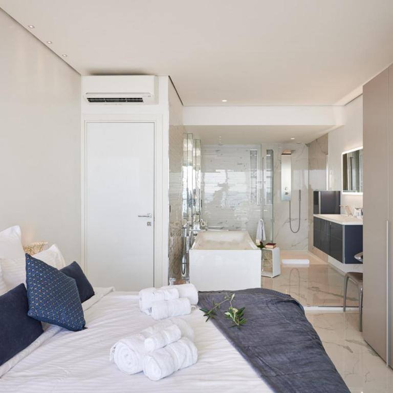 Sunlight Properties - Sky blue - 3 bedroom flat with sea view on the Promenade des Anglais - Appartement Deluxe - 5