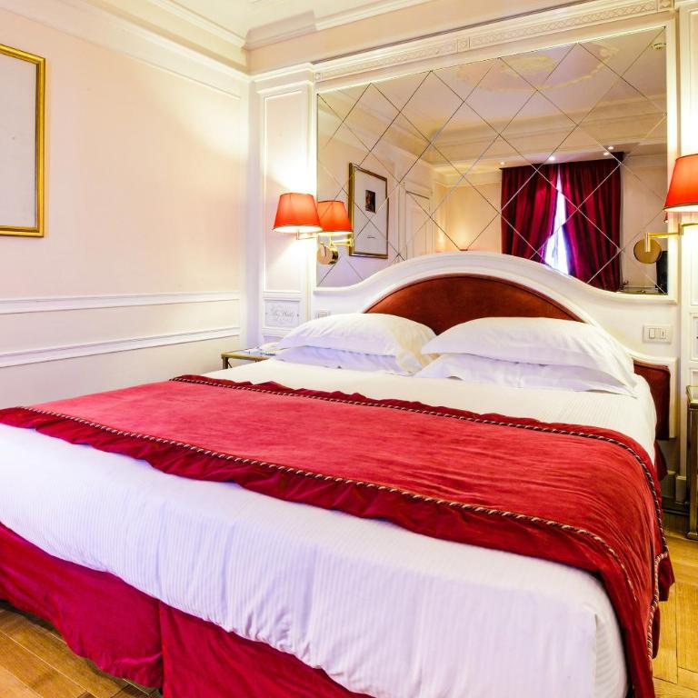 Grand Hotel Des Bains - Classic Double or Twin Room with Pool View - 8