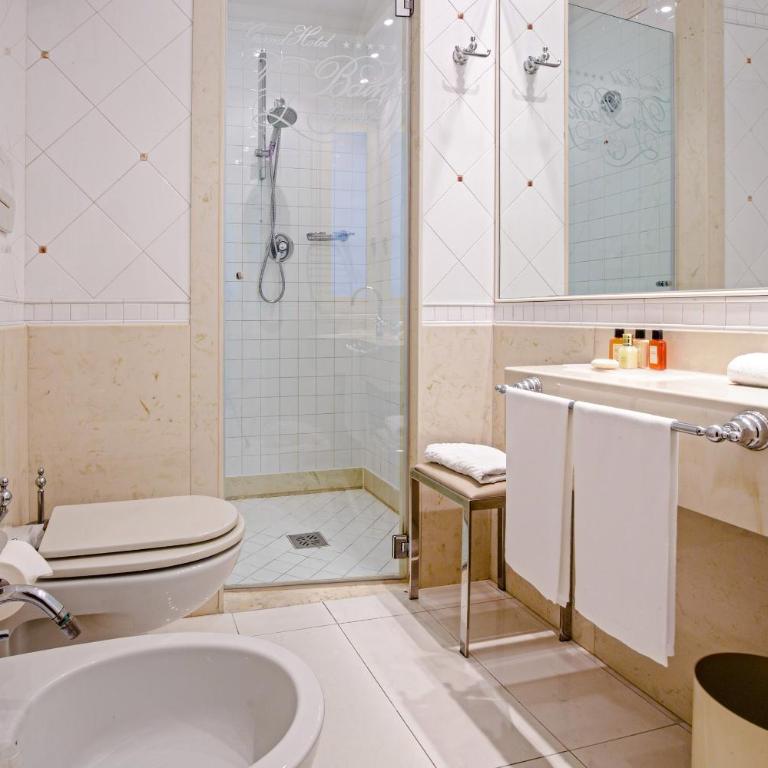 Grand Hotel Des Bains - Basic Double or Twin Room - 4
