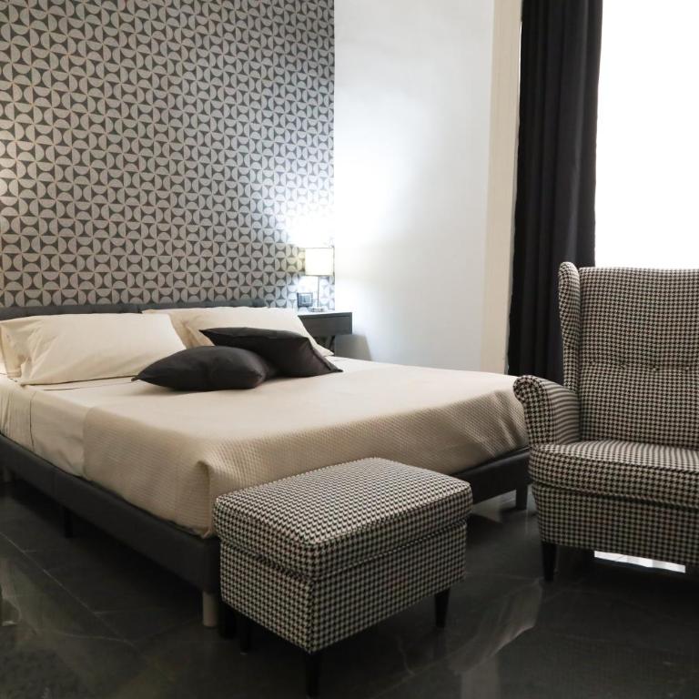 Agathae Dreams - King Room - 1