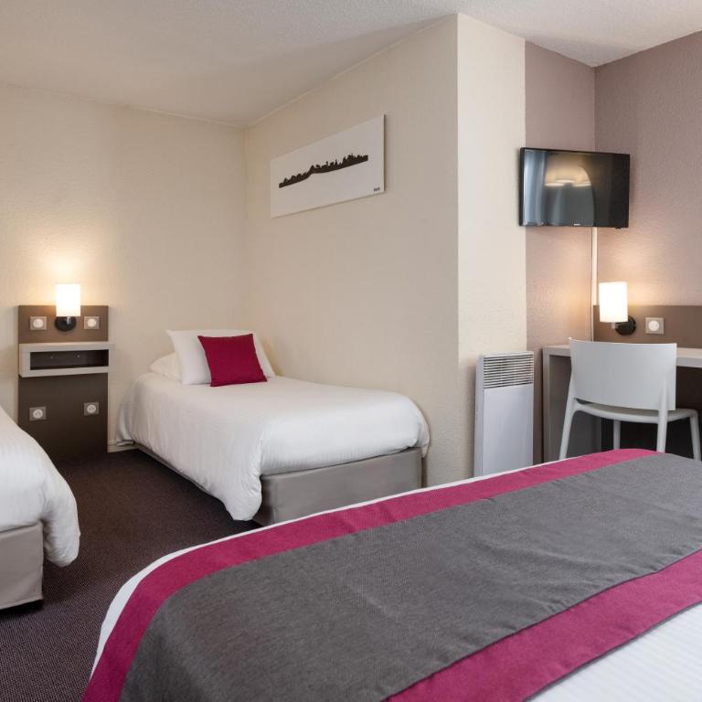 Kyriad Saint-Etienne Centre - Chambre Familiale - 11