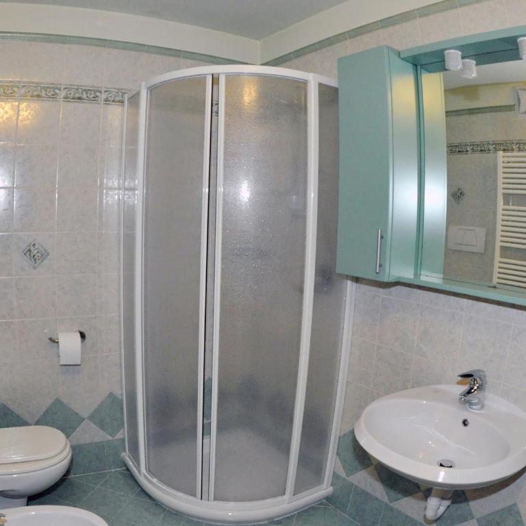 Casa Alessia - Ampio Appartamento con 2 Camere da Letto e 2 Bagni - 3