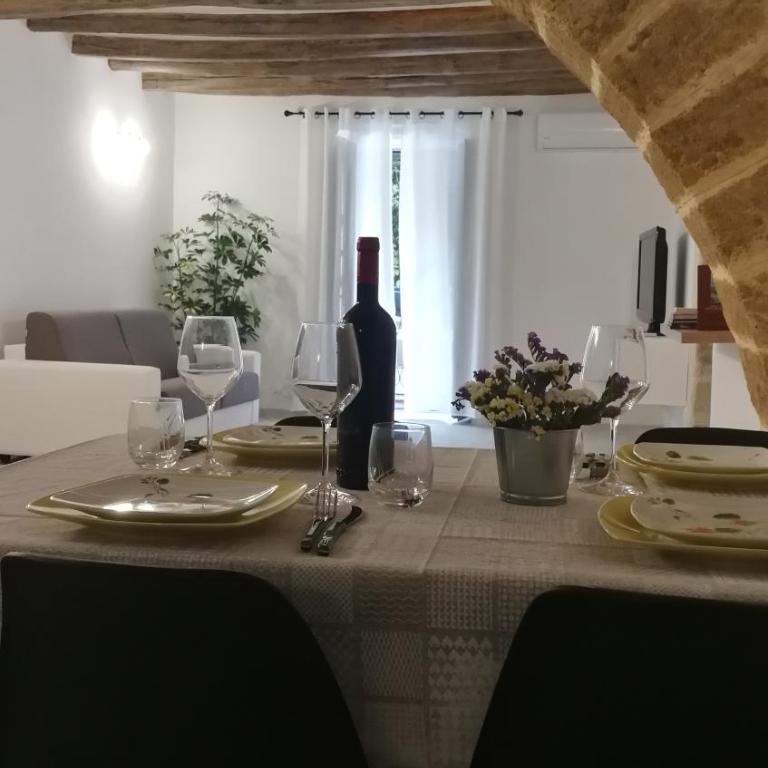 Cesare Home - One-Bedroom Apartment - 8